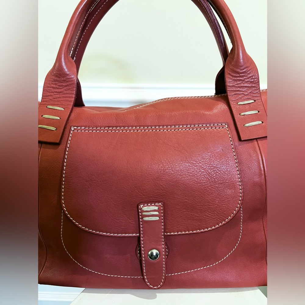 Brick-Color, Rolled Handles, Leather Large Satchel Zipper Tote Bag. - Picture 13 of 17